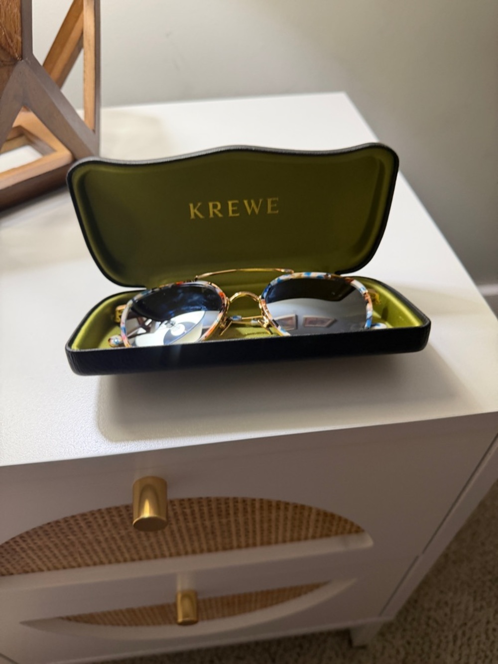 KREWE Austin- Colorful Tortoiseshell Aviator Sunglasses - Picture 11 of 12